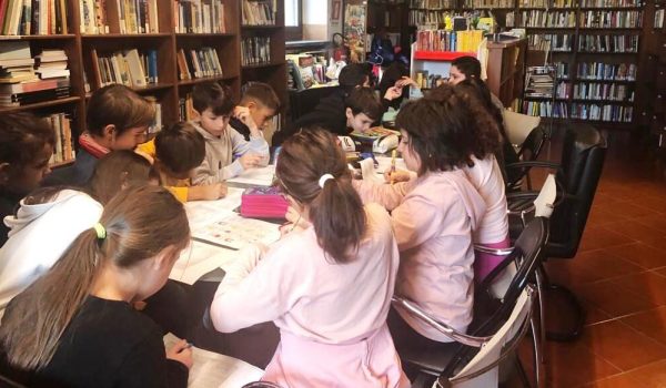 Bambini Biblioteca Civica