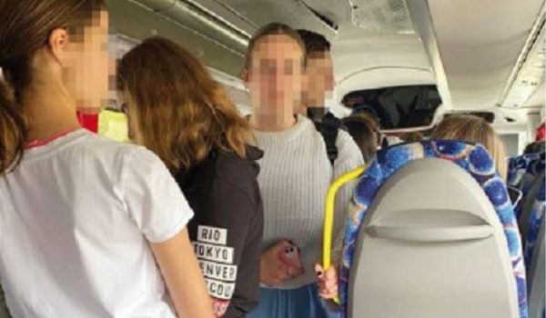 Bus affollato