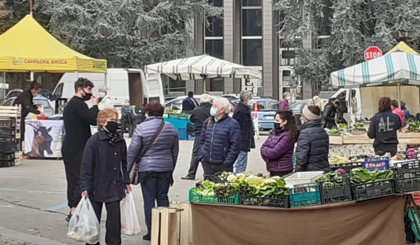 Gente al mercato