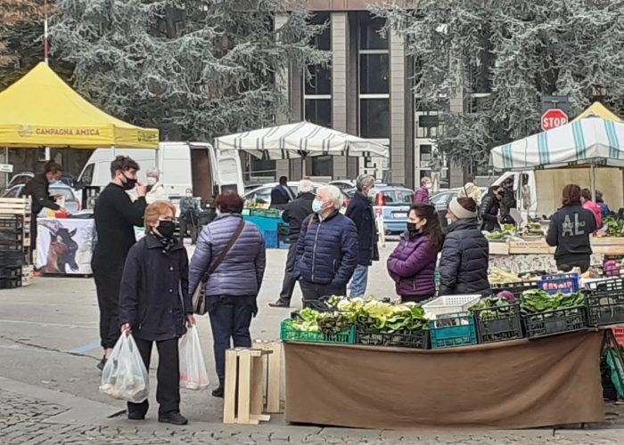 Gente al mercato