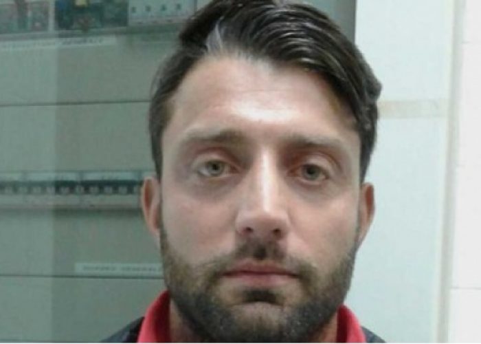 Carabiniere investe il rivale in amore: arrestato