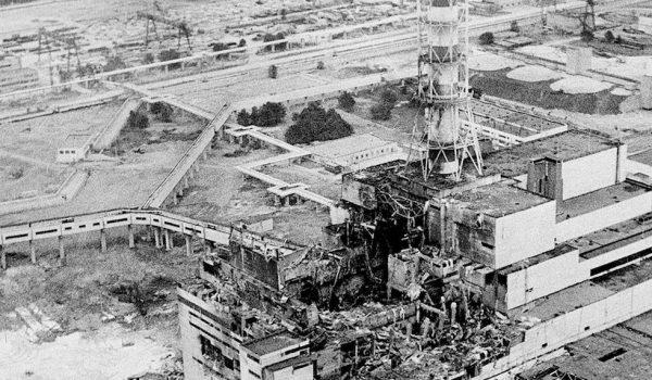 La centrale nucleare di Chernobyl dopo l'esplosione