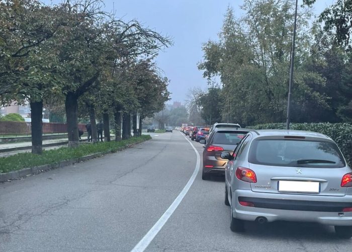 Code per il traffico cavalcavia chiuso