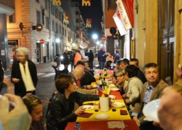 Con Wine Street Tasting si brinda nel centro storico