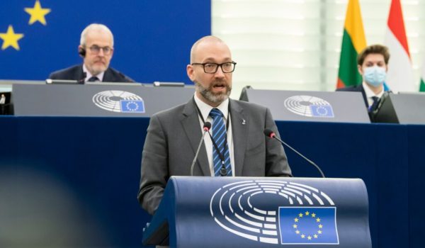Copertina Onorevole Panza