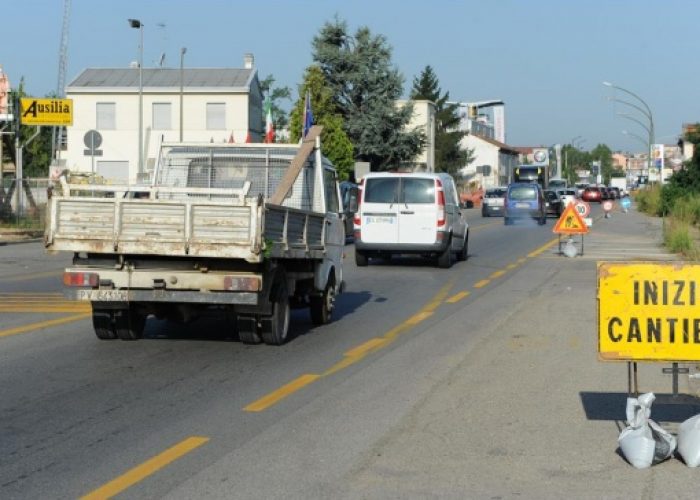 Corso Alessandria chiuso fino a fine agosto