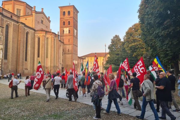 Corteo Cgil di Asti La via Maestra16