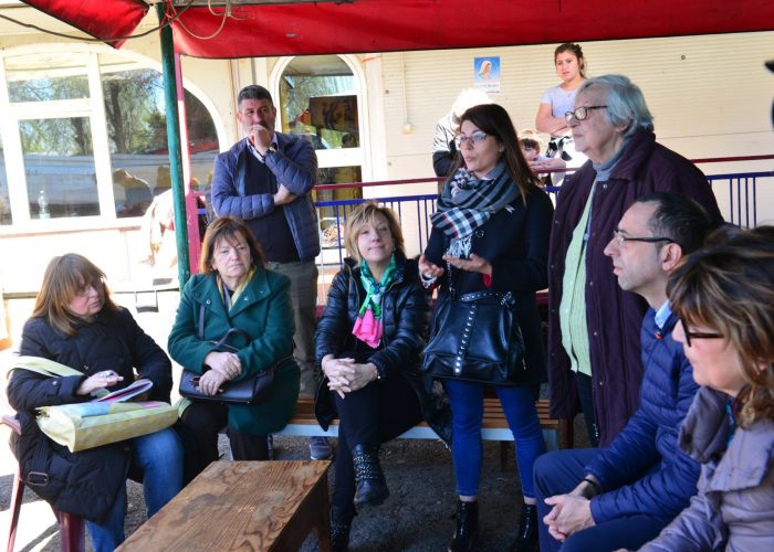 visita assessori magistrato al campo rom di asti
