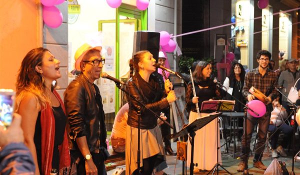 Dalla-Notte-rosa-ai-maghi-tanta-gente-in-centro-citta-57f38d5944be07