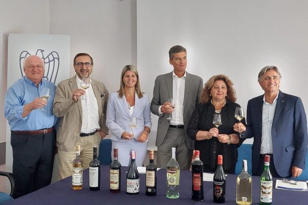 Douja d'Or rassegna Vermouth presentazione