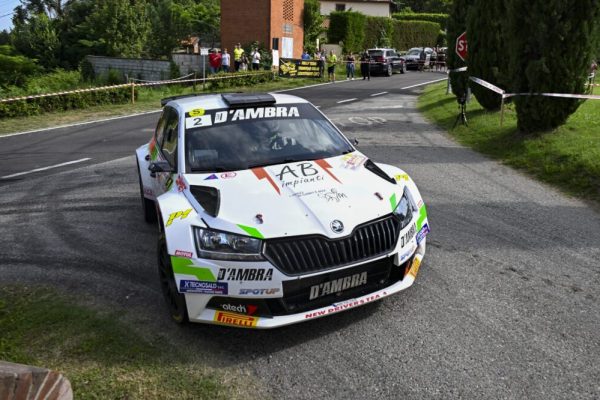 Elwis Chentre Foto Magnano