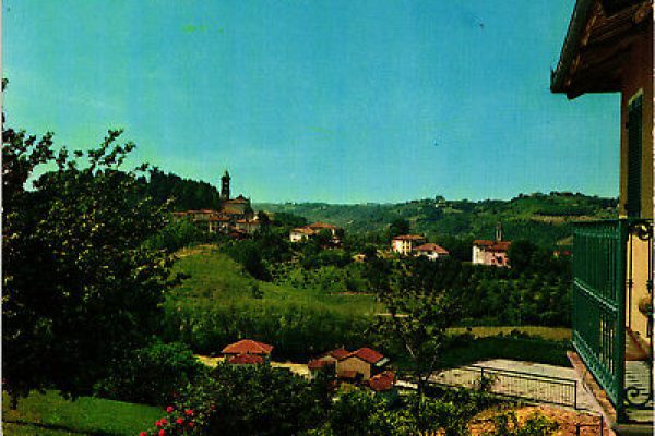 Ferrere-Asti-Panorama-F004