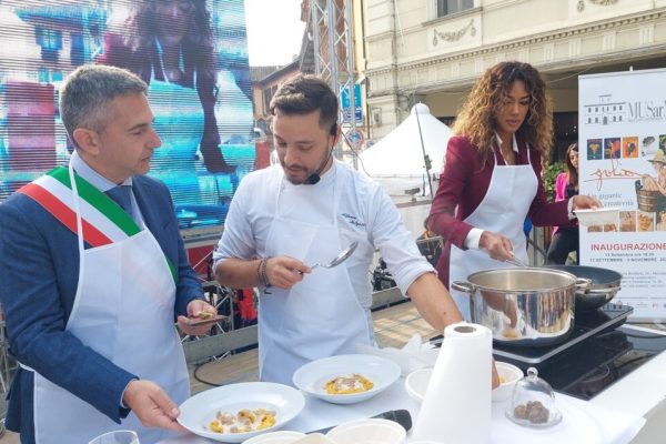 Fiera nazionale del tartufo bianco di Mombercelli