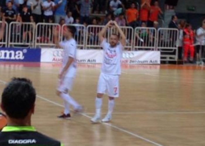 Finale scudetto, 2-1 Orange all'intervallo