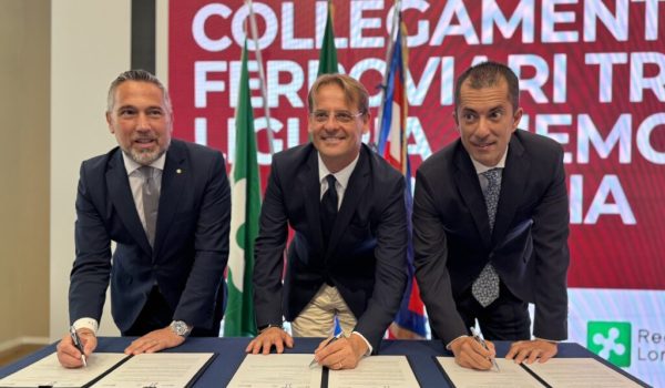 Firma accordo collegamenti ferroviari