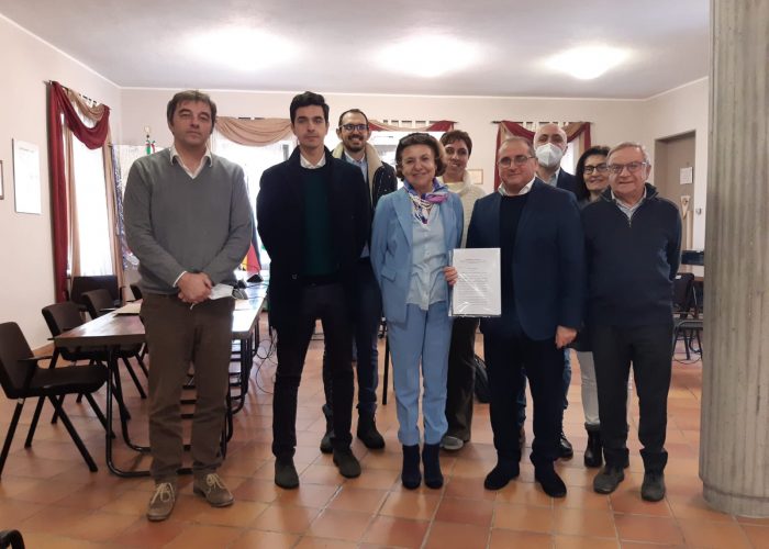 Firma atto_foto gruppo castagnole lanze