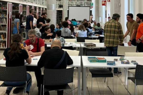 Gioco in biblioteca