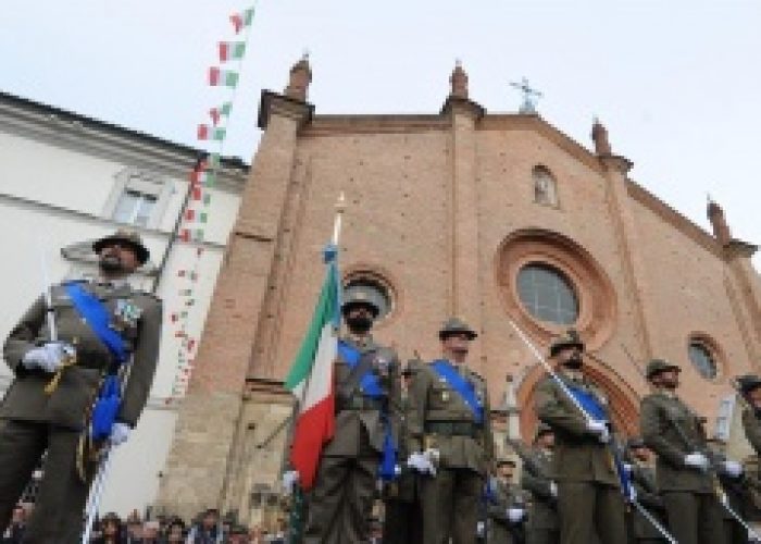 Gli orari della grande sfilata degli alpini di domenica