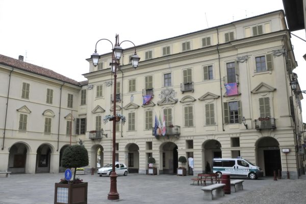 IL Municipio di San Damiano