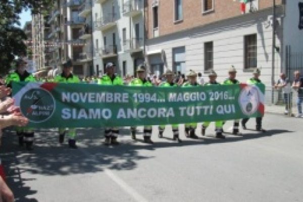 Il ricordo, la solidarietà e la gioia