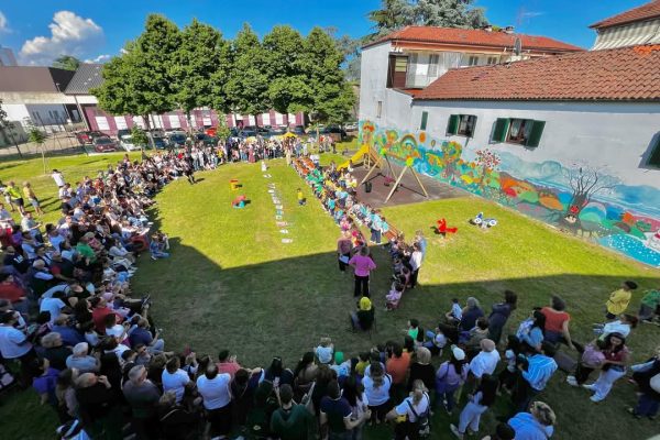 Inaugurato il nuovo giardino alla scuola dell'infanzia Valerio Miroglio