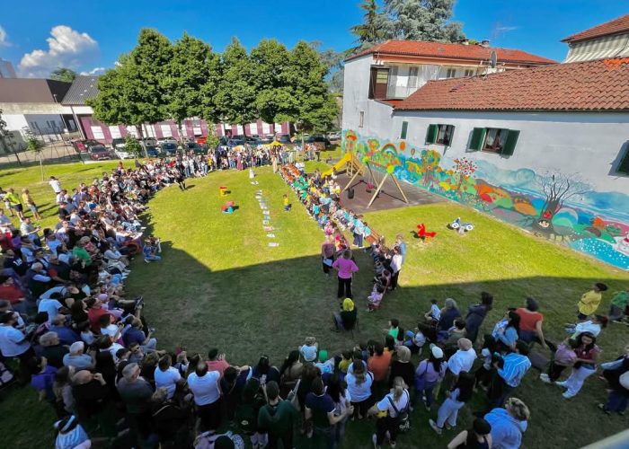 Inaugurato il nuovo giardino alla scuola dell'infanzia Valerio Miroglio
