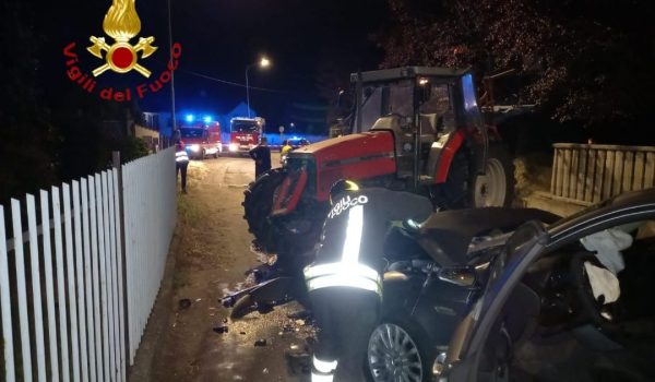 Incidente Cantarana Alfa Romeo trattore