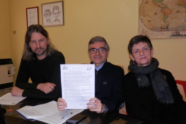 charset=InvalidCharsetId