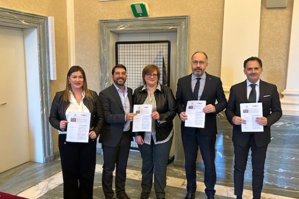 Israt e Comune presentazione progetto pietre d'inciampo