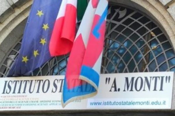 Istituto Monti insegna