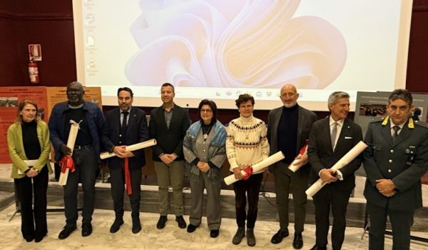 Spezziamo il giogo! Scuola, cultura, contrasto al caporalato