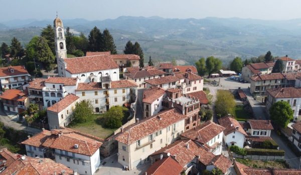 La chiesa di San Giacomo nelle immagini riprese dal drone