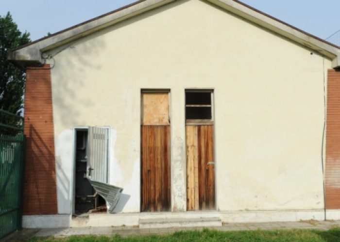 Ladri in azione al Palazzetto