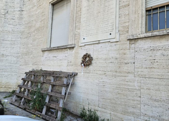 Lapide in memoria dei caduti della Repubblica Astese