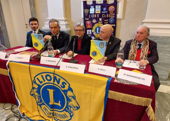 Lions club teatro