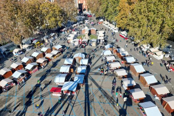 Magico Paese e mercato con polemica4