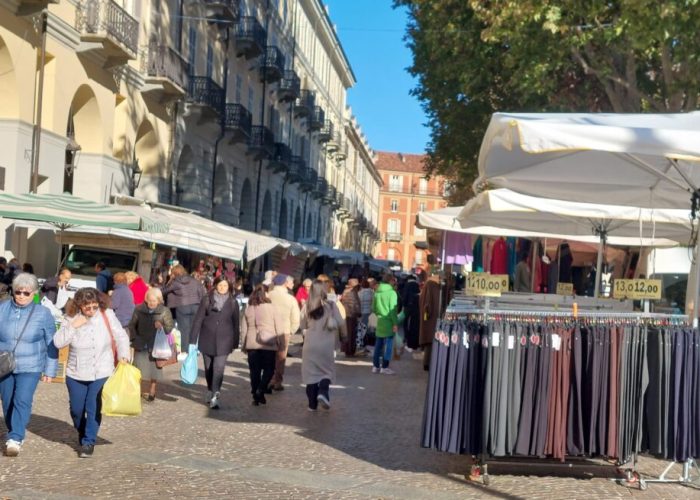 Magico Paese e mercato con polemica7