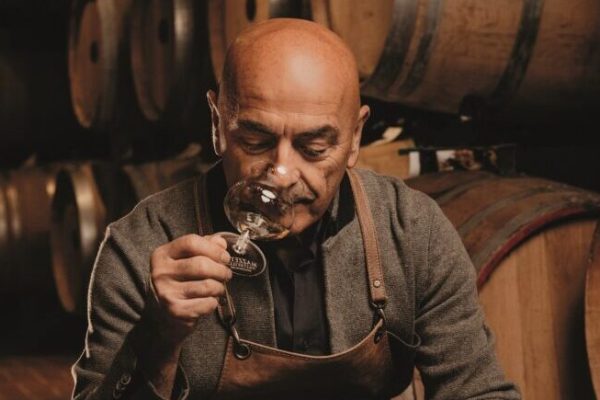 Mastro Distillatore Sanzio Evangelisti ph Paolo Bernardotti ()