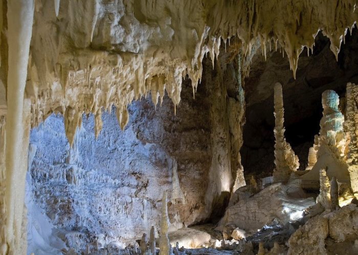 Una delle molte grotte da visitare in Monferrato