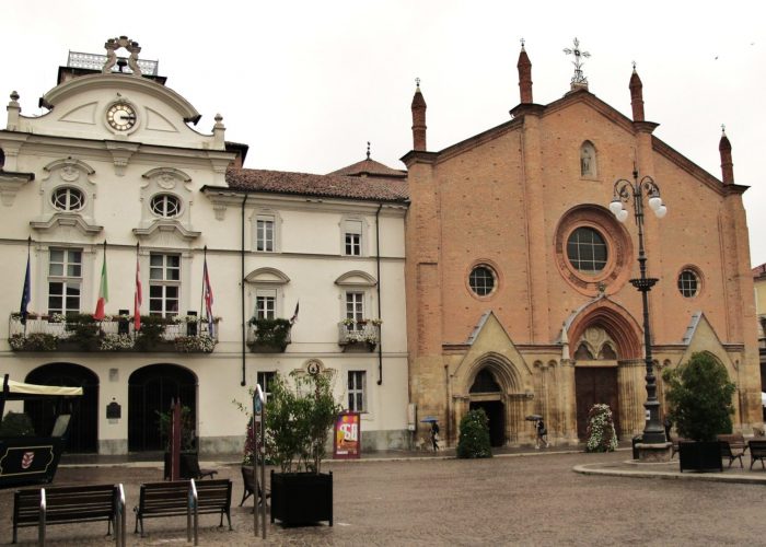 Il municipio di Asti dove avvengono gli scontri politici sugli aumenti tariffari