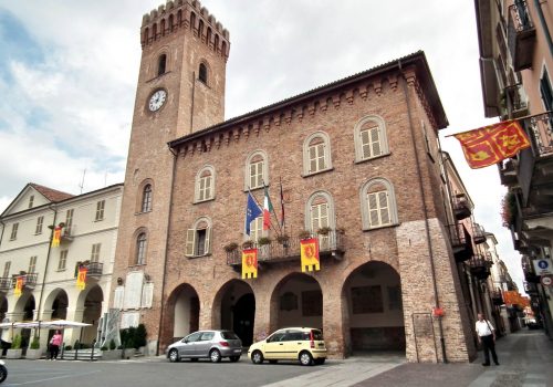 Il municipio di Nizza Monferrato