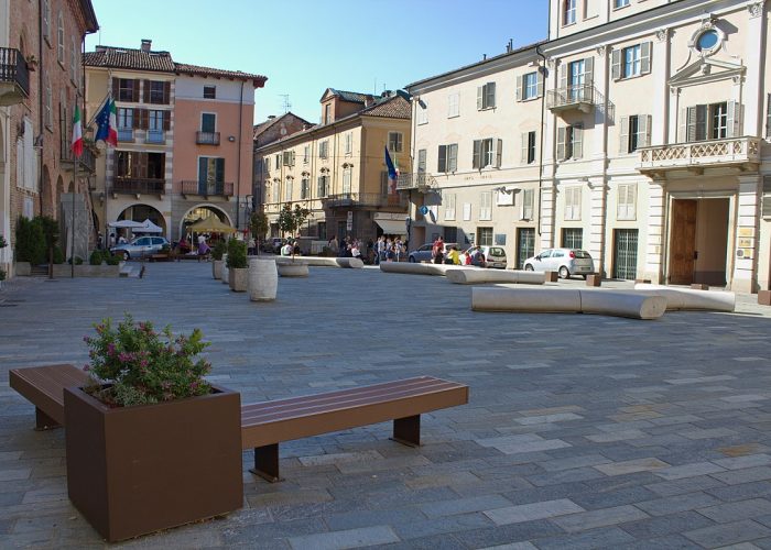 La piazza del Municipio di Nizza Monferrato