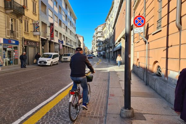 Nuova corsia ciclabile di corso Alfieri Asti8