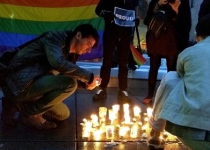 Omofobia o terrorismo? Misteri di un massacro