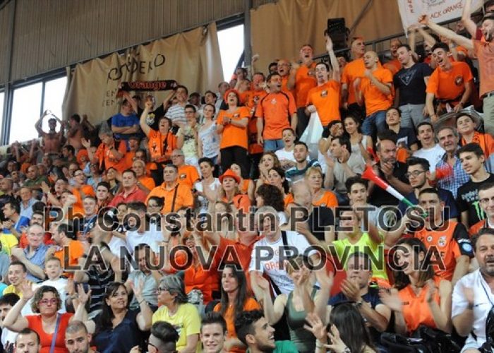 Orange-Futsal-nella-storia-e-scudetto-5757fb8311cd11