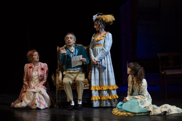 Orgoglio e pregiudizio
di Jane Austen
adattamento teatrale di Antonio Piccolo

regia Arturo Cirillo

interpreti e personaggi principali
Arturo Cirillo SIG. BENNET
Valentina Picello ELIZABETH, seconda figlia dei Bennet
Francesco Petruzzelli Fitzwilliam DARCY, migliore amico di Bingley
Sabrina Scuccimarra SIG.RA BENNET
Rosario Giglio COLLINS, cugino dei Bennet
Eleonora Pace JANE, prima figlia dei Bennet
Giacomo Vigentini Charles BINGLEY, nuovo vicino dei Bennet
Giulia Trippetta CHARLOTTE, la migliore amica delle sorelle Bennet
Arturo Cirillo LADY CATHERINE De Bourgh, zia di Darcy
secondari
Rosario Giglio SIG. CAMPBELL, domestico di Bingley
Giacomo Vigentini REYNOLDS, domestico di Lady Catherine
Giulia Trippetta  CAROLINE Bingley, sorella di Charles

scene Dario Gessati
costumi Gianluca Falaschi
luci Camilla Piccioni
musiche originali Francesco De Melis

assistente alla regia Mario Scandale
assistente scenografo Eleonora Ticca
assistente costumista Nika Campisi