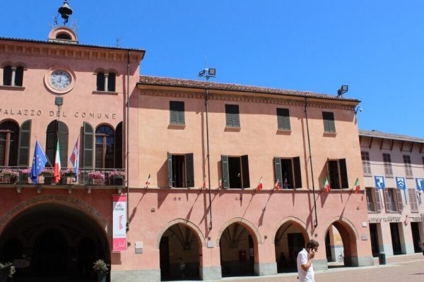 Palazzo_comunale_Piazza_Risorgimento_07_2020_GDivino_3