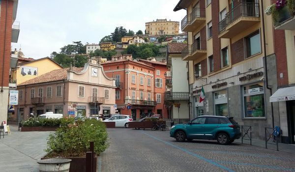 Piazza Aosta chiusa al traffico