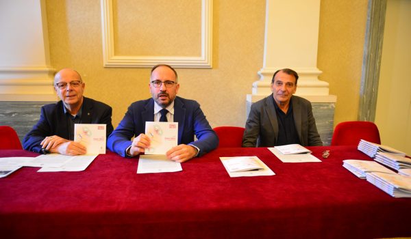 Presentazione spettacoli fuori abbonamento Teatro Alfieri