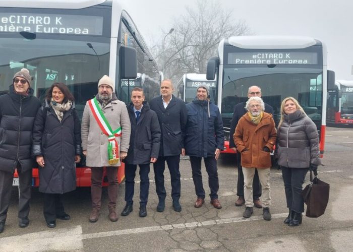 Presentazione nuovi bus dell'Asp